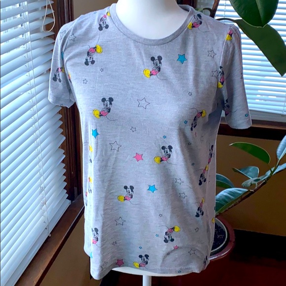 Disney Mickey Mouse Tee sz M - Picture 1 of 3